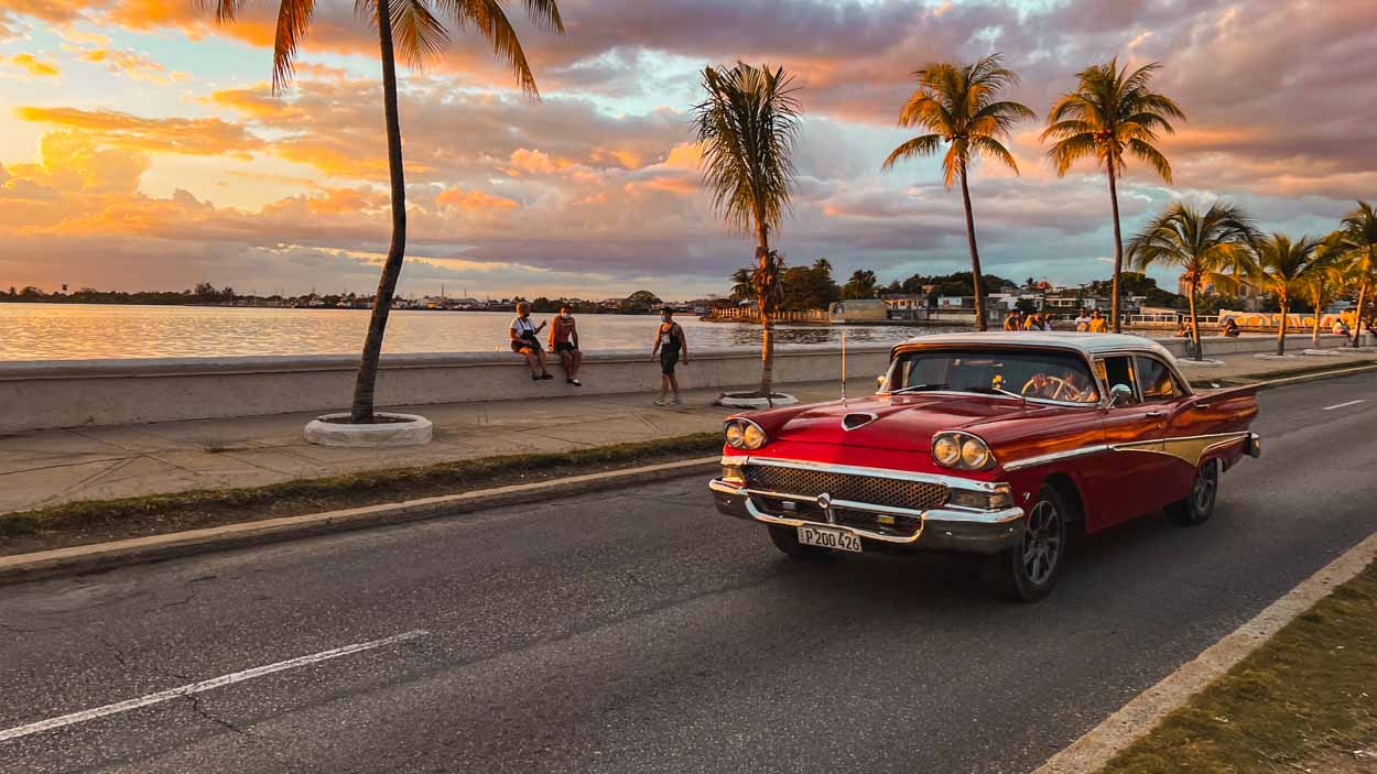 Cuba – destinația unde timpul pare că s-a oprit
